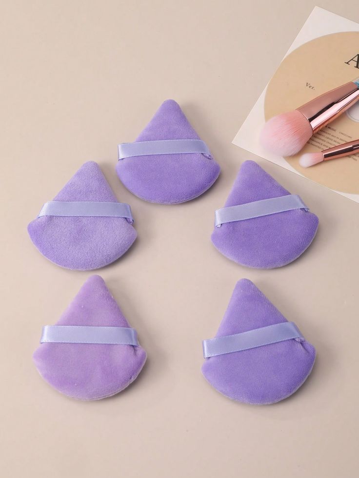 Triangular Powder Puff